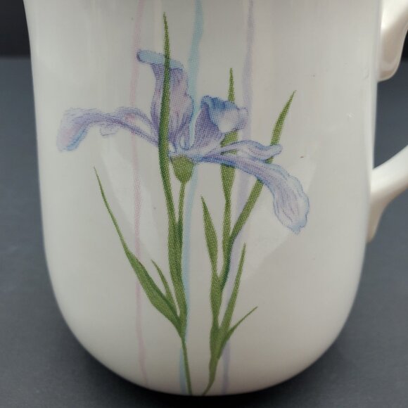 Corelle Shadow Iris Creamer Corning Stoneware Purple Flowers Creamer - Picture 5 of 8